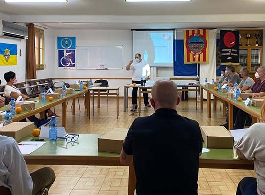 ‘Habilidades en la negociación colectiva’, curso que ofrece Funespor a representantes de Trabajadores de los Puertos