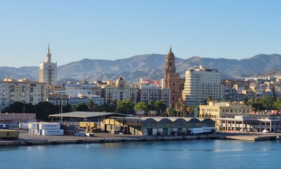 Estibadores y CPE garantizan la estabilidad del sector en el Puerto de Málaga