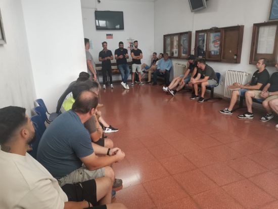 Asamblea de Acción Sindical y coordinador de CEEP zona Norte con los estibadores de Avilés y Gijón