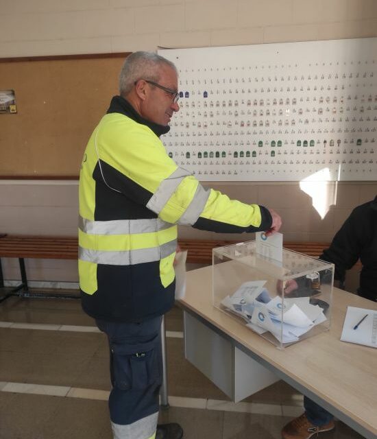 La estiba en el puerto de Tarragona es 100% Coordinadora