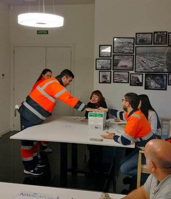 Coordinadora – OTEP arrasa en las elecciones al comité de empresa en la terminal Best del grupo Hutchison en Barcelona