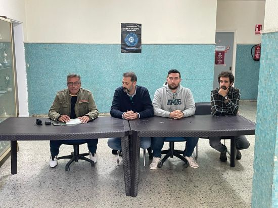 La estiba del puerto de Cádiz celebra asamblea con la presencia del coordinador de Zona Andalucía