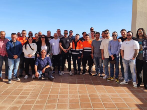 Estibadores de los puertos de Motril y Almería acuden a la jornada sindical ‘Construyendo futuro, honrando el pasado’
