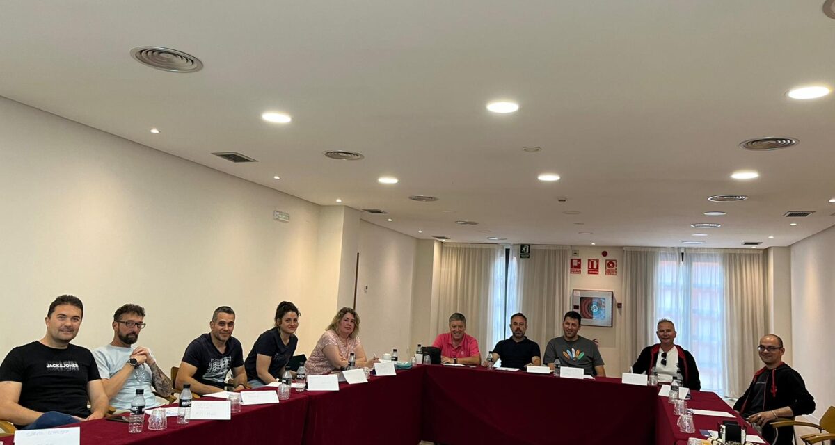 Formación sobre gestión de reuniones y equipos de trabajo en Valencia