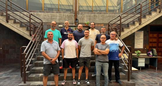La estiba en el puerto de S/C de La Palma recibe a dos nuevos estibadores tras 20 años