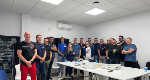 Coordinadora impulsa la participación sindical en el Grupo Nogar con asambleas informativas en el puerto de A Coruña