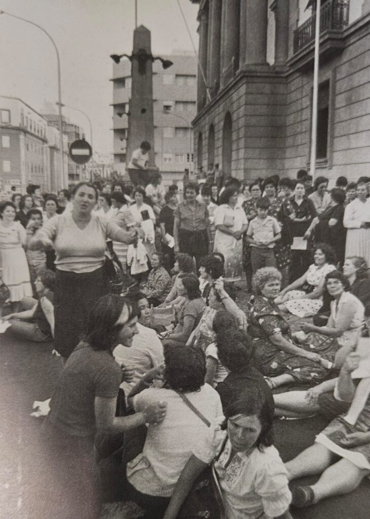 Manifestaciones de las mujeres de estibadores de S/C de Tenerife