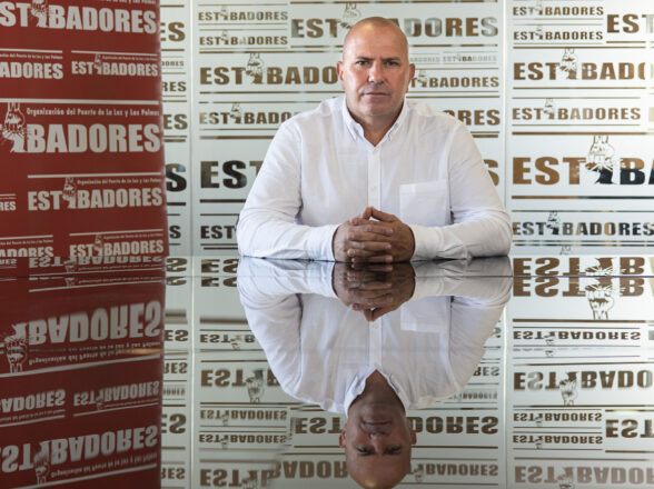 Maximiliano Díaz, coordinador de los estibadores canarios: «Pedimos a los políticos más compromiso contra las ETS»