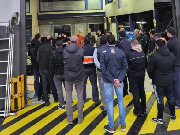 Coordinadora convoca asamblea informativa en Barcelona Towage, en el puerto de Barcelona
