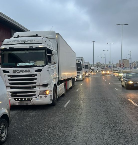 Coordinadora de Autoridades Portuarias alerta que la situación en el puerto de Algeciras por el tráfico pesado con destino u origen en Marruecos es “insostenible”