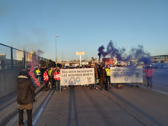 Desconvocada la huelga en TEPSA, puerto de Barcelona, tras alcanzar un acuerdo con la empresa