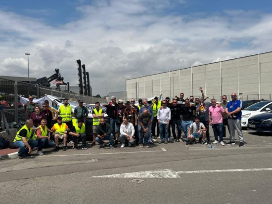 Los trabajadores de Elecnor en MSC del puerto de Valencia, en huelga ante el deterioro de sus condiciones laborales