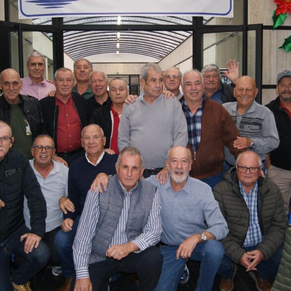 El brindis navideño de los estibadores de Tenerife congrega a más de 120 personas