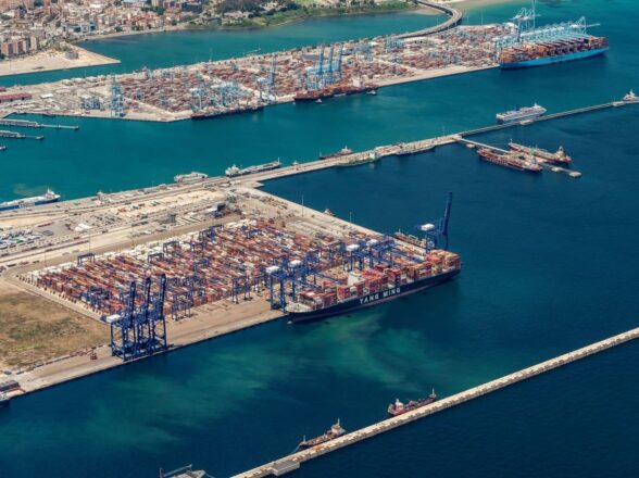 Nace en Algeciras un nuevo sindicato, Coordinadora Andalucía por la Unidad de Trabajadores de los Puertos.