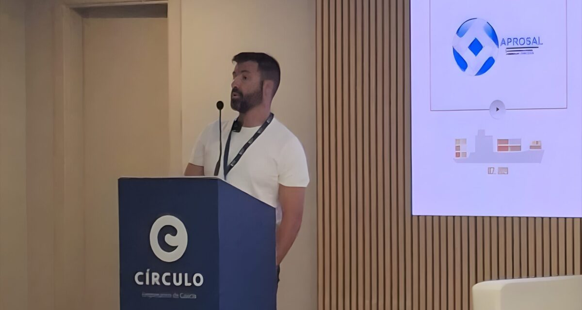 Coordinadora pone en valor la evolución de la prevención y el trabajo conjunto por la seguridad en el II foro de prevención y seguridad en la estiba portuaria en el Puerto de Vigo 