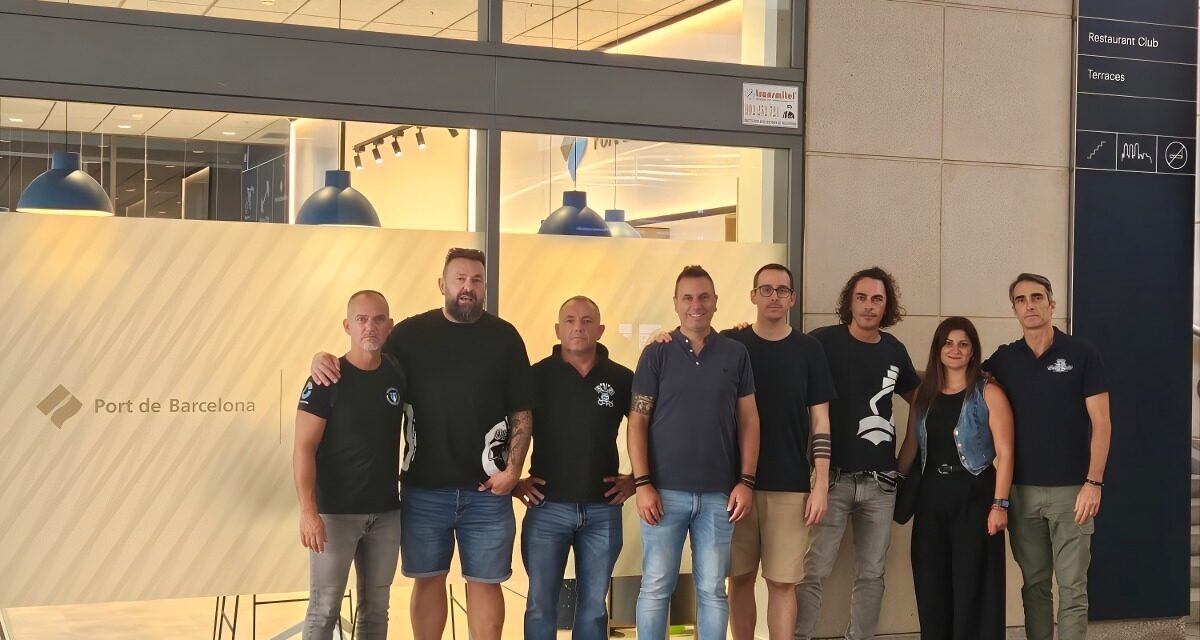 El coordinador general de CETP visita el puerto de Barcelona para avanzar en la negociación del convenio colectivo del sector del remolque