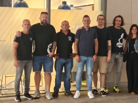 El coordinador general de CETP visita el puerto de Barcelona para avanzar en la negociación del convenio colectivo del sector del remolque